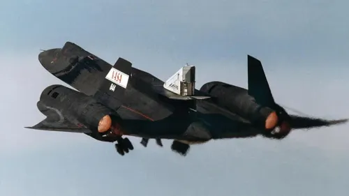 تصاویر ماهواره ای نشان می دهند یک هواپیمای SR-71 ناپدید شده
